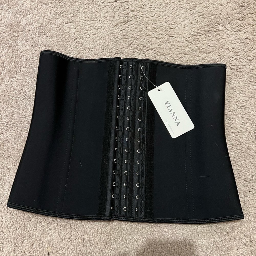 Black Waist Trainer